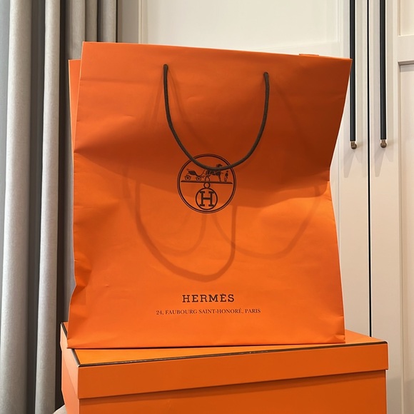 HERMÈS Authentic Jypsiere Bag with Palladium Hardware - Picture 12 of 12